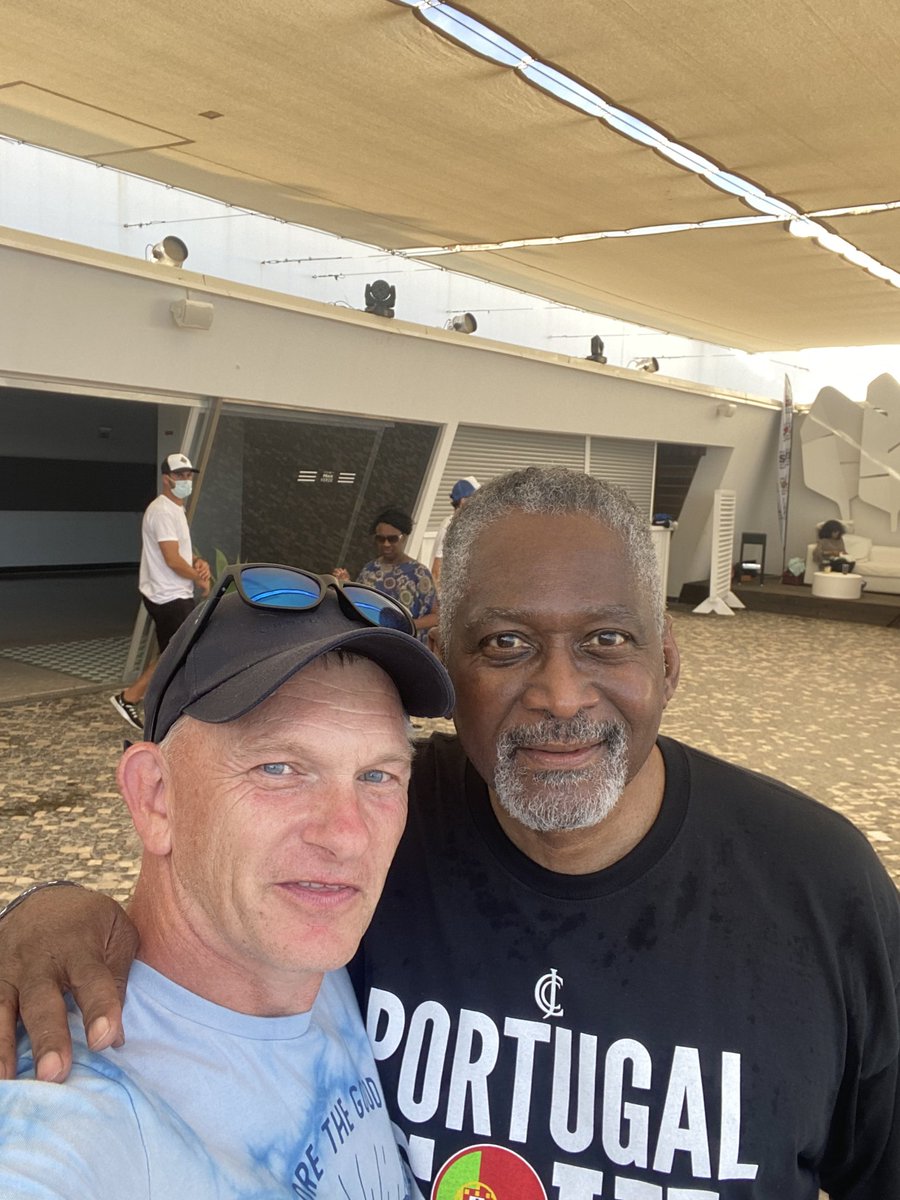 Greg Edwards 
Wishing you a very Happy birthday today and hope you a lovely Christmas
Best wishes my friend
Foxy 🎄🎄🎄🎉🎉🔊🦊