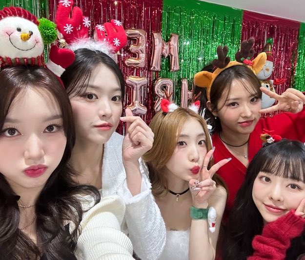 chuurardthinker's tweet image. merry christmas eve!