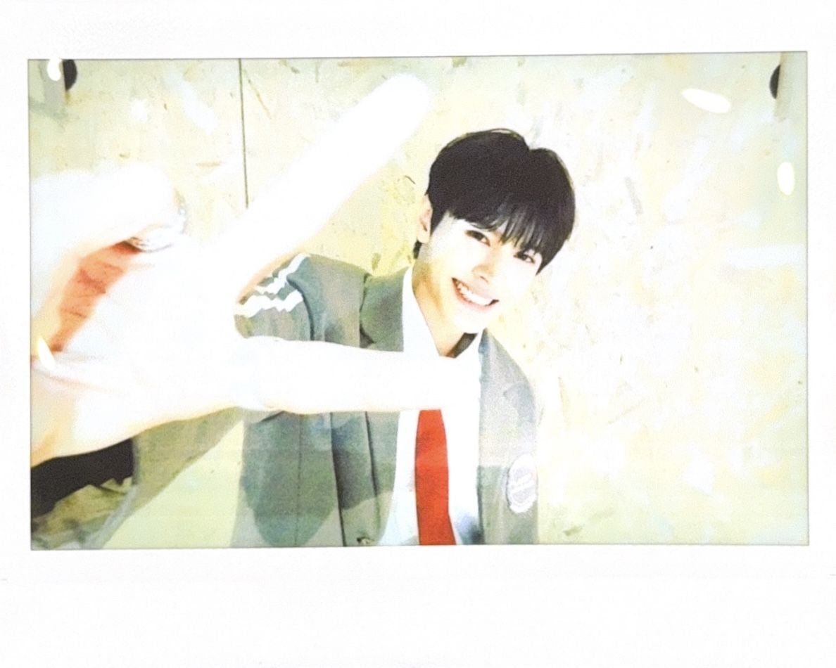 imsunlovee's tweet photo. #rt #rt이벤트
Rt + 12.25~12.27(~11.27 오전 10시까지 투표 가능)동안 #당홍하이 연습생 30회 이상 뽑아주신 분들께 초코 브라우니 설빙 드립니다!

선생님들 이거 공개된 이상 하이 순위 밀려날 확률 정말 높습니다..
전에 보2플때 보셔서 알겠지만 순위 치고 올라가는거 정말 한순간이에요
7,8위 중 하나일텐데 진짜 위험합니다

저희 비주얼 보컬멤 잘 부탁드려요🫶🥹