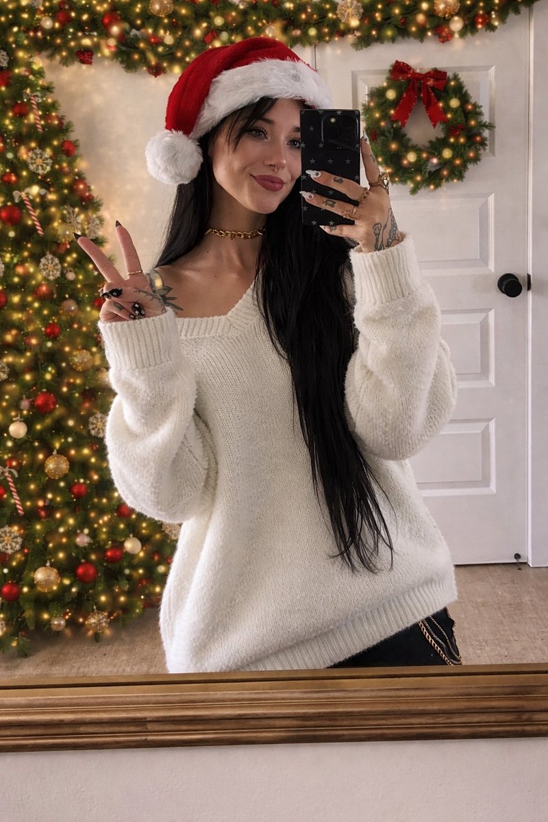 LenaMalfoy666's tweet image. Merry Christmas 🎄