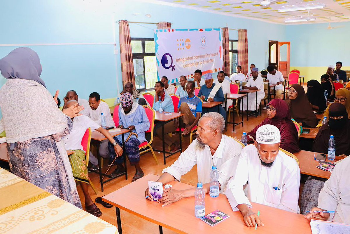 BsiKenya's tweet photo. During this December holiday that acts as a cutting season for many girls in Kenya,in partnership with @UNFPAKen through the @GPtoEndFGM ,we are campaigning to #EndFgm in Eldas,Wajir. Community surveillance systems need to be supported to ensure women and girls are safe from Fgm https://t.co/XMPv3Xjw7c
