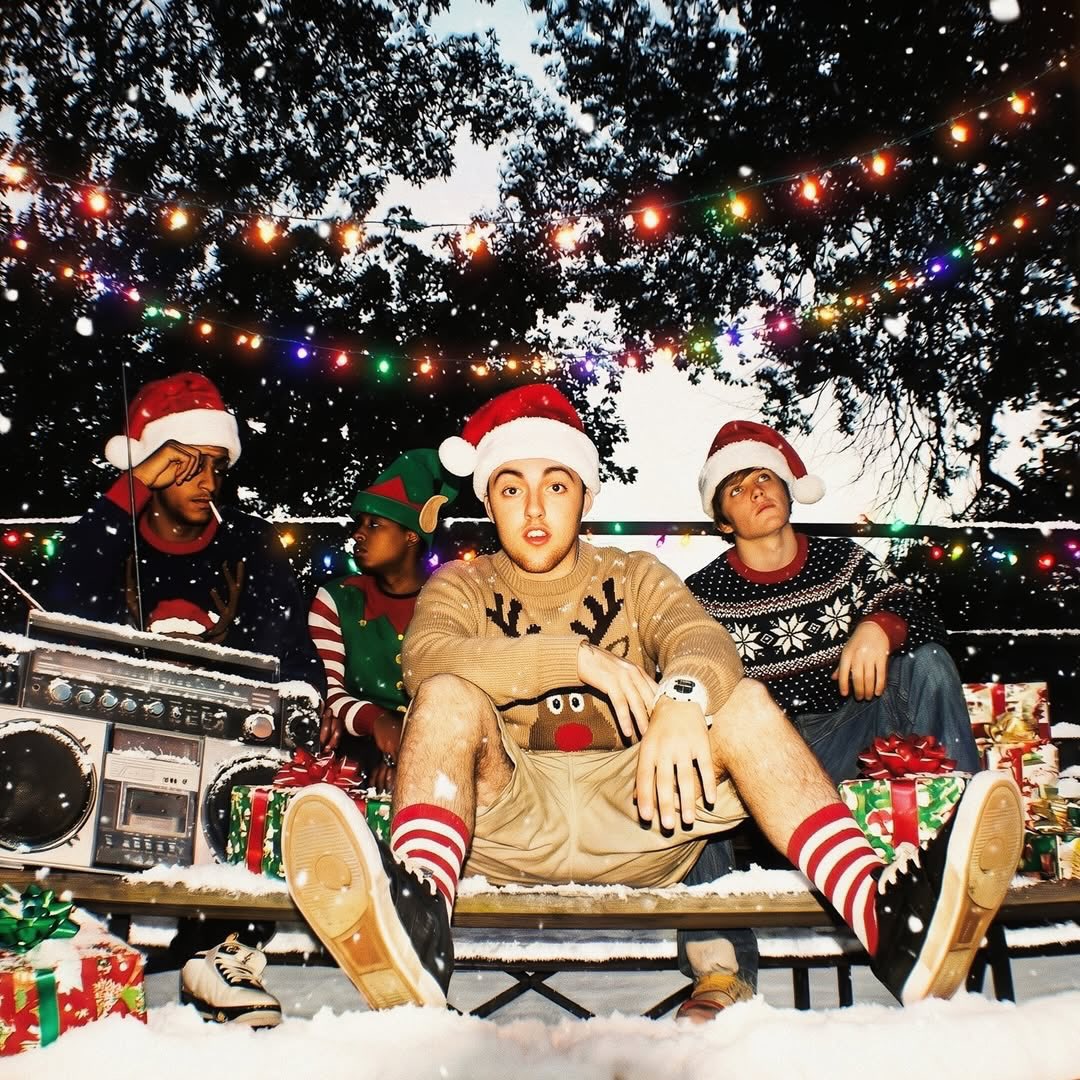 ComplexMusic's tweet image. Christmas x Rap Album Covers ☃️🎄