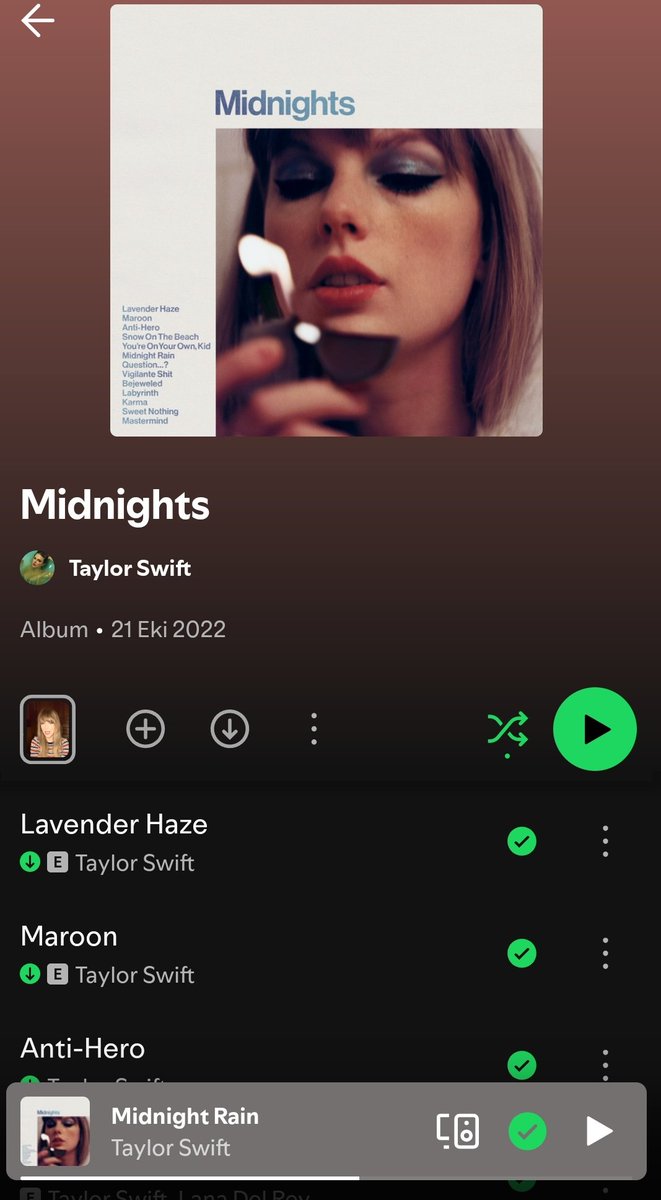 denizredlined's tweet image. senin uykusuz gecelerin bitti de bizimki ne zaman biticek acaba