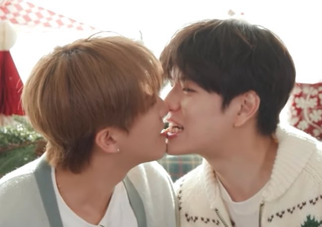 dlrnlu's tweet image. merry christmas to ME specifically