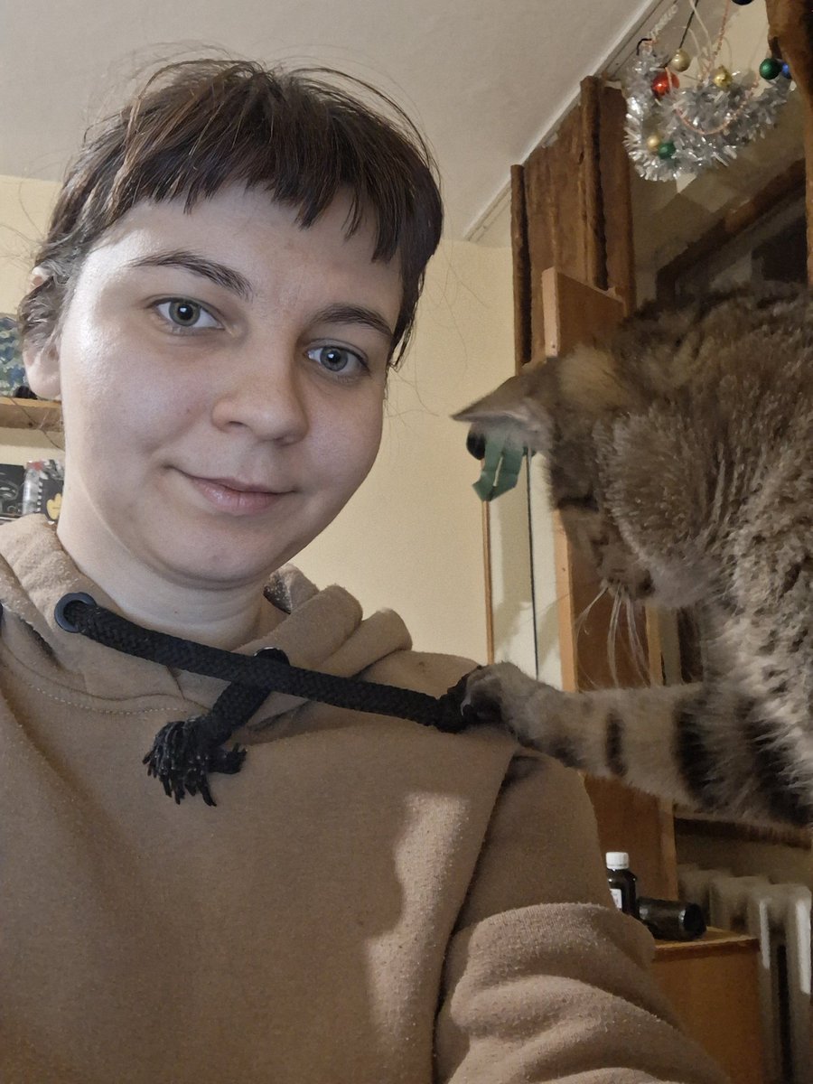 З вас 3 гривні або до вас прийде Шпротик розбійник
send.monobank.ua/jar/9mBJHCTwBc