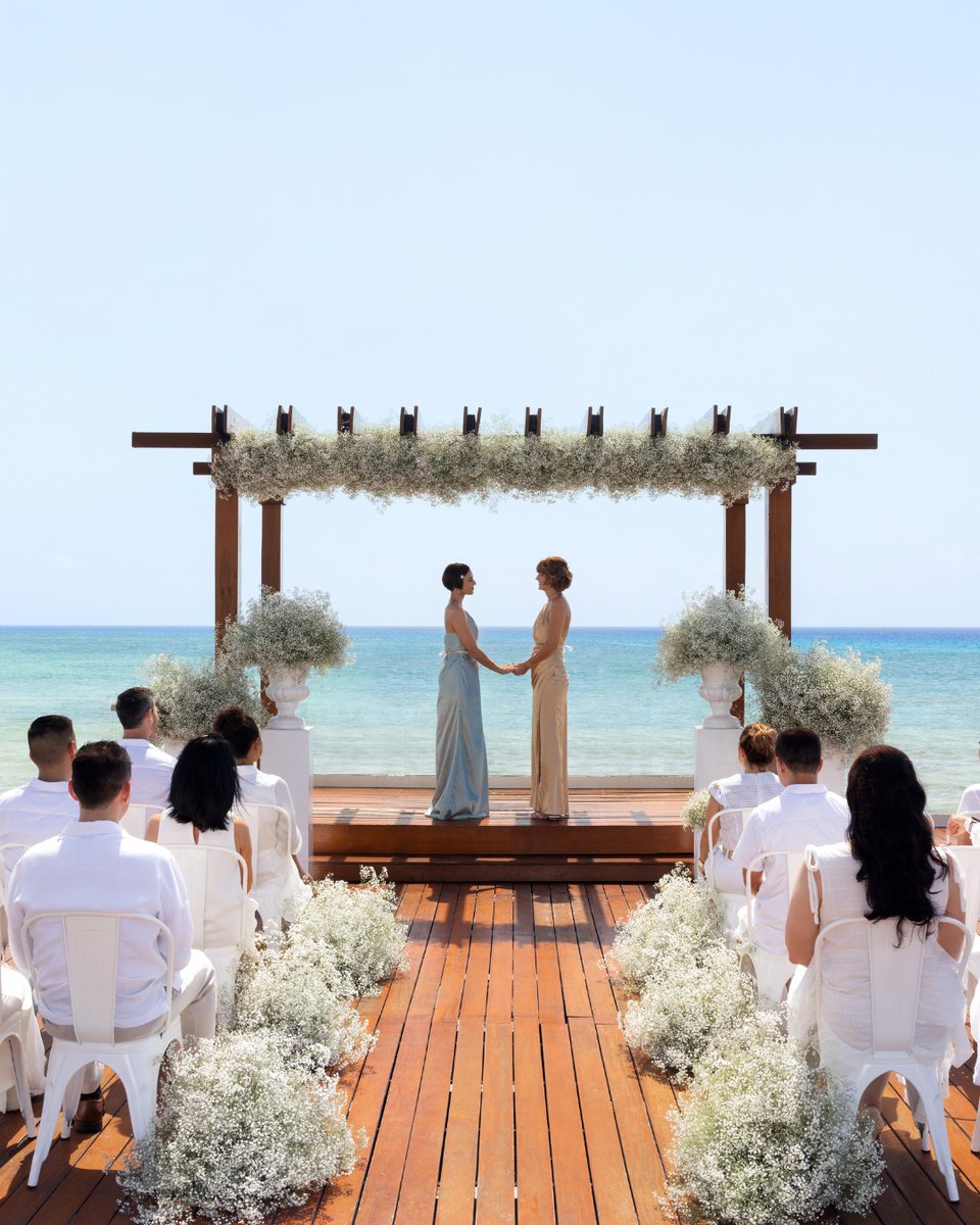 Host your dream destination wedding reception overlooking the Caribbean Sea. #HyattVividPlayaDelCarmen #WeddingWednesday