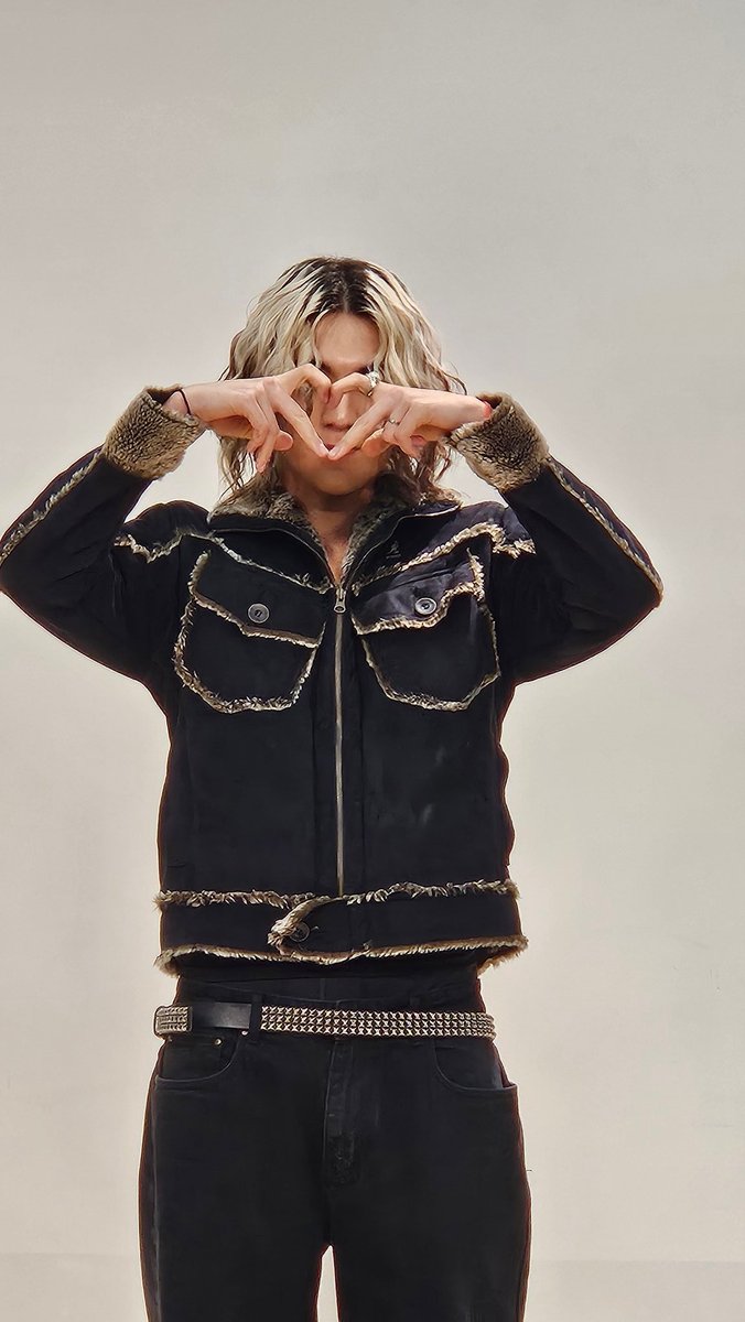 choi_sanwich's tweet image. photo dump

#justb #저스트비 #임지민 #이건우 #배인 #시우 #김상우 #전도염 #doyum #bain #sangwoo #limjimin #siwoo #geonu