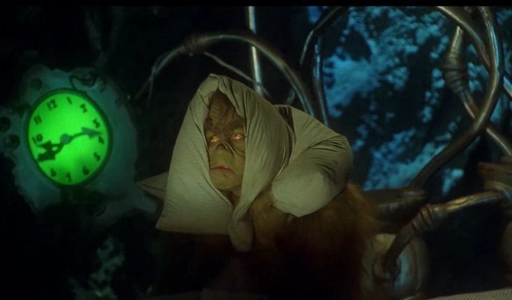 faerysoulart's tweet image. how the grinch stole christmas (2000)