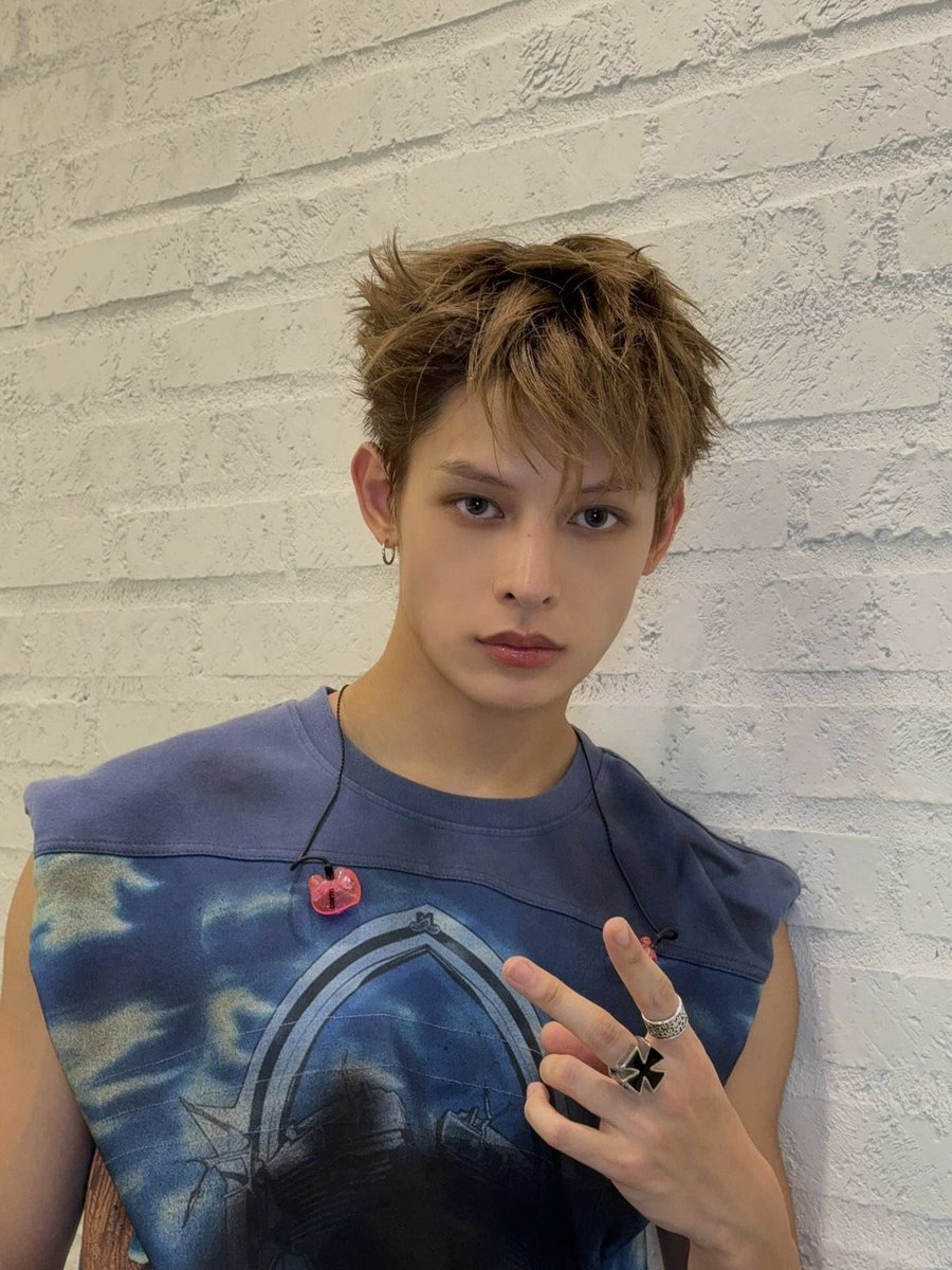 cortisjoint's tweet image. we staring at u

#COERSelcaDay #COERSD #CORTIS #제임스