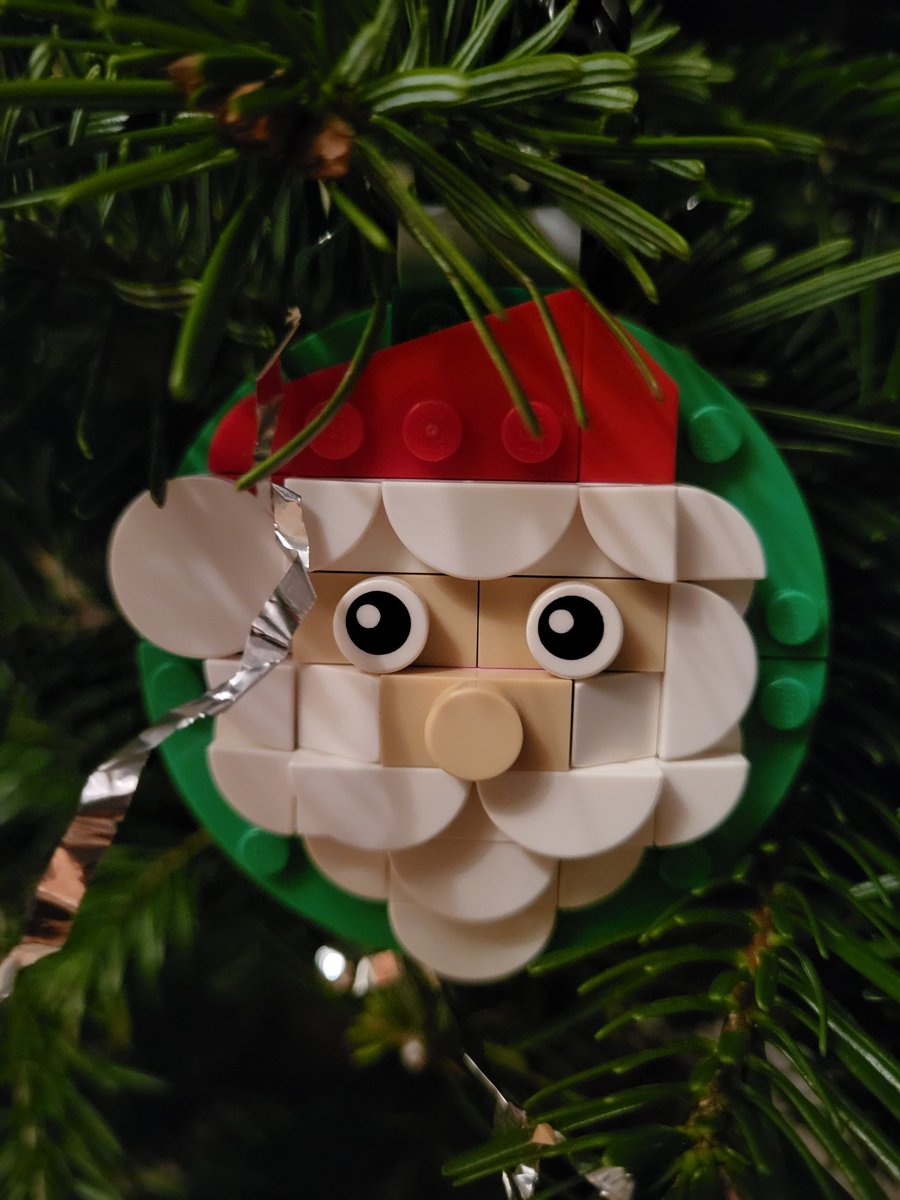 MBMNielsen's tweet photo. Glædelig Jul 🎄Happy Hollidays Merry Christmas 🎁 Frohe Weihnachten 🎄 Joyeux Noël 🎁 https://t.co/n8ZevcoAiB