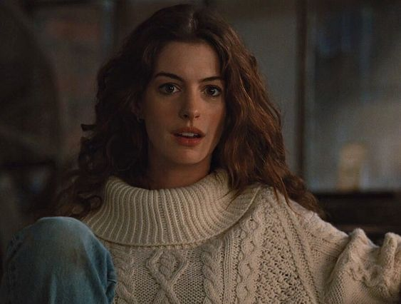 TheCinesthetic's tweet image. anne hathaway in love &amp;amp; other drugs