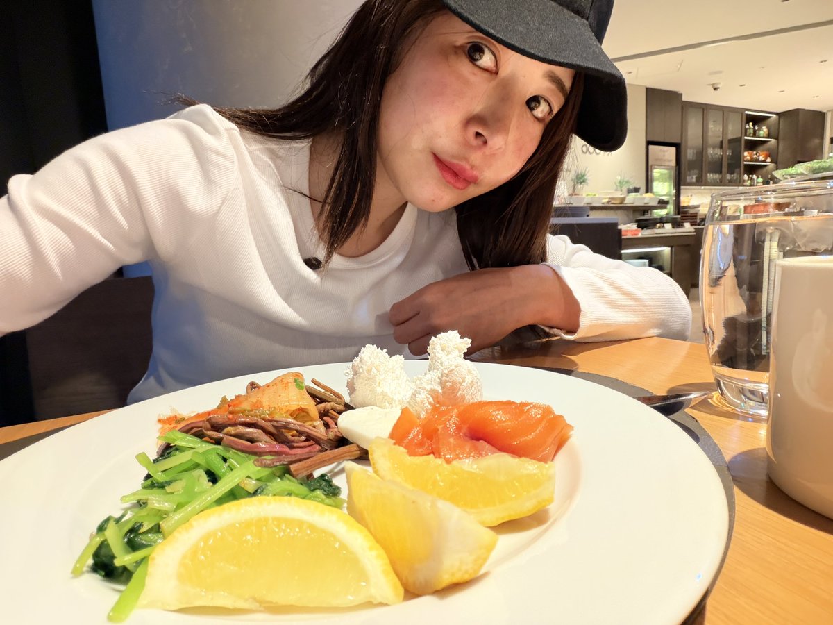 毎年クリスマス🧑‍🎄はクリぼっちだよ笑笑 おはようございます!!!!!!