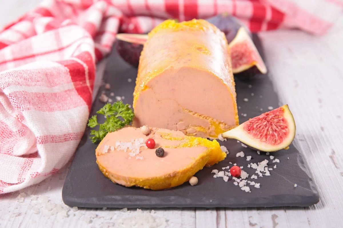 luzgarrrr's tweet photo. Le saumon au foie gras dans l'assiette de Noël : SIX SEVEN SIX SEVEN (J. De La Fontaine) @regelegorila https://t.co/MJSGJzjWWU
