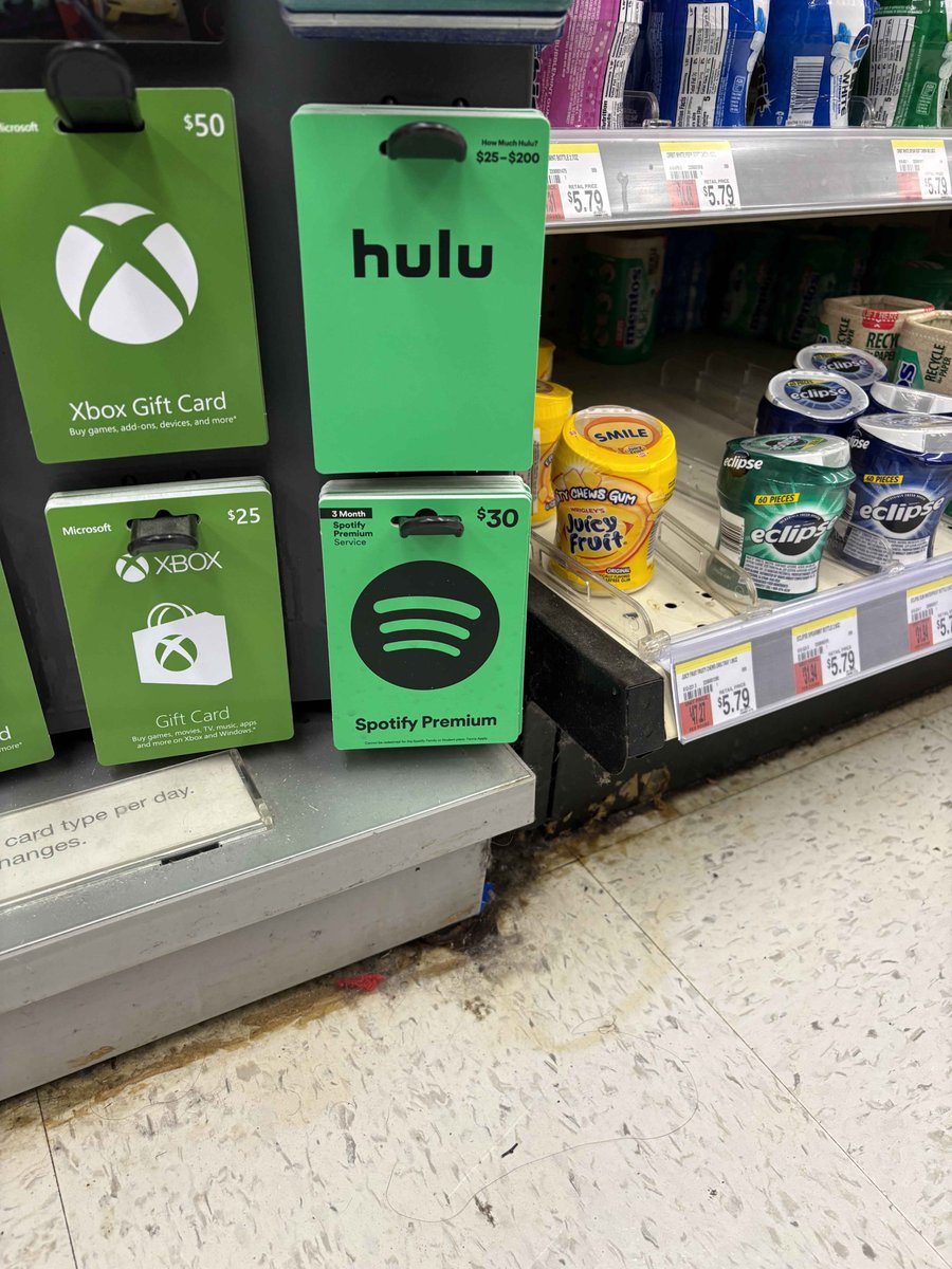 Getlucky12341's tweet image. Update: She went back and just sent me this picture