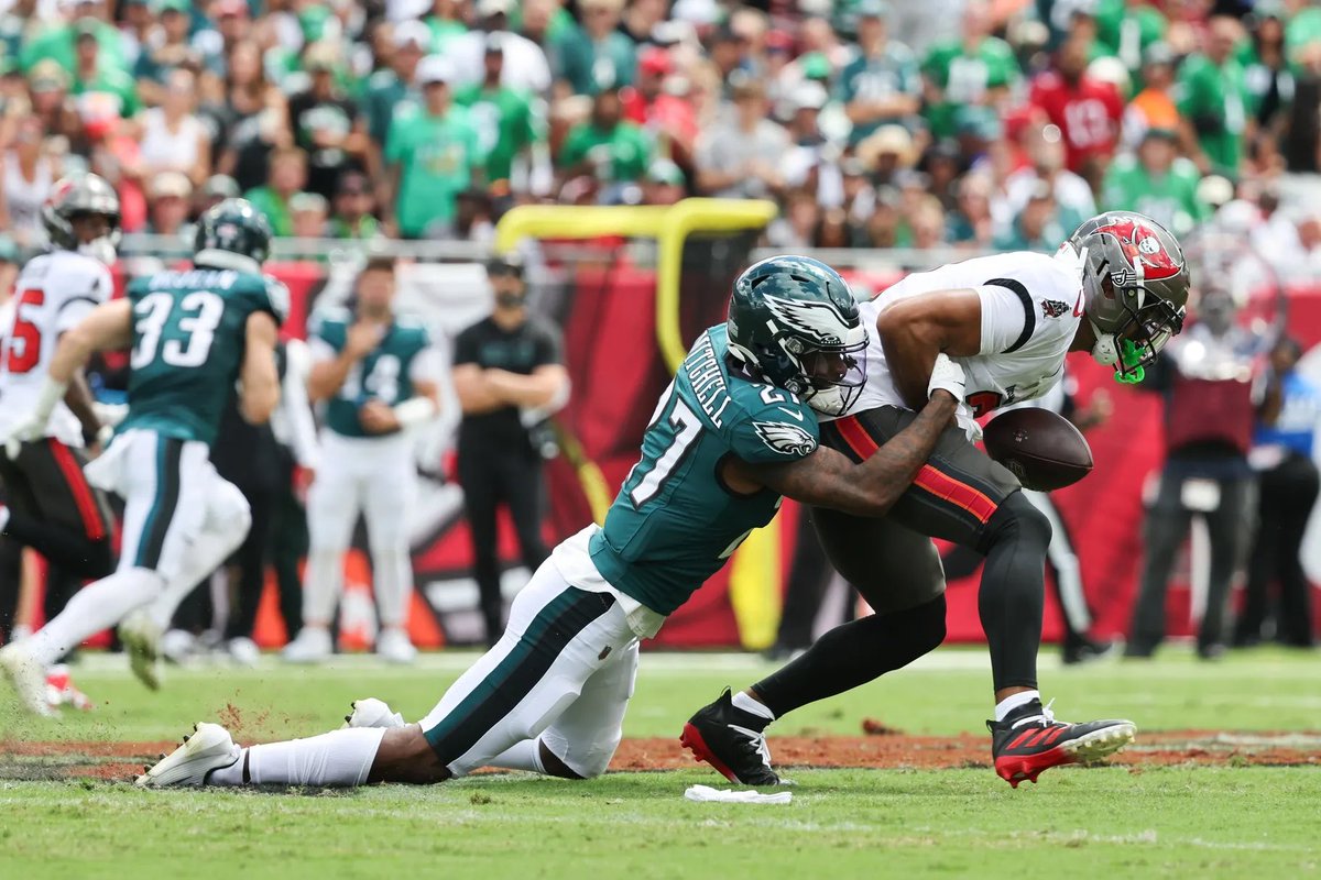 jalenreagors's tweet image. Quinyon Mitchell is the ONLY CB amongst 40 to NOT allow a TD on at least 55 targets 

He’s also got the lowest comp% allowed amongst those 40 CBs at 42.3%

There are only THREE CBs to EVER do this in the 21st century 

- Darelle Revis
- Nnamdi Asomugha
- Stephon Gilmore

🔐🔐🔐