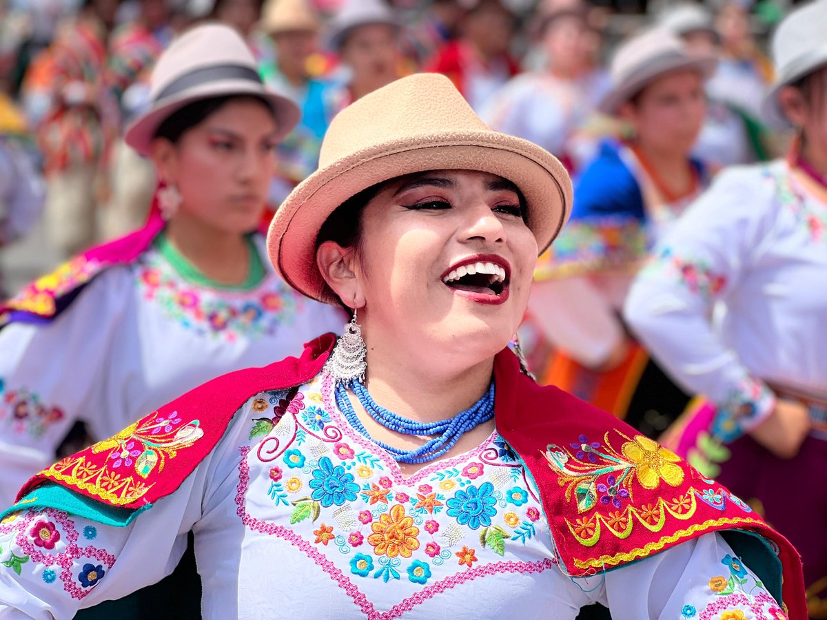 RoqueOrdone's tweet image. ¡Feliz Navidad!

#ElPaseDelNiñoViajero es una de las tradiciones más profundas de Cuenca. Nació como una expresión de fe, y con el paso del tiempo se convirtió en nuestro símbolo de identidad, unión y celebración de la Navidad. 

Cada traje, danza y melodía narra una historia…