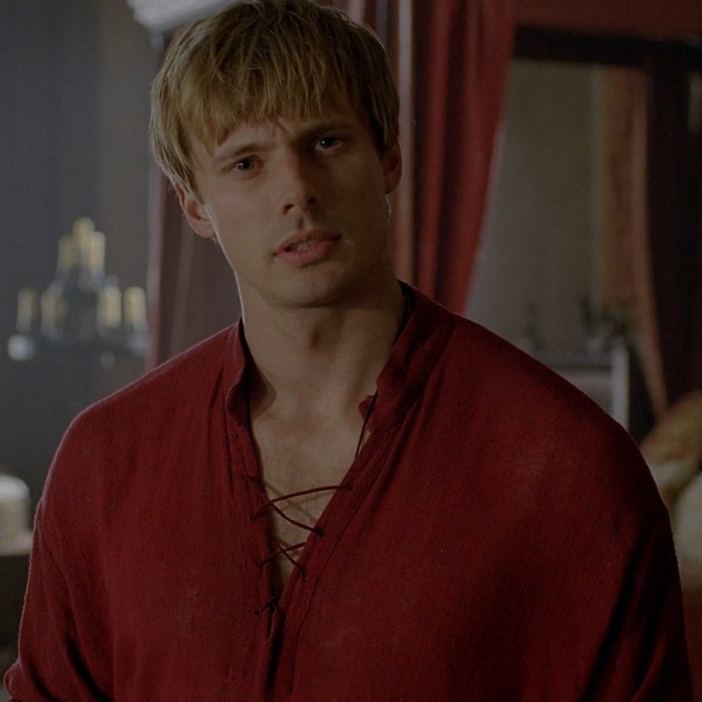 emrysparrow's tweet image. the very last time they were in arthur’s room together btw