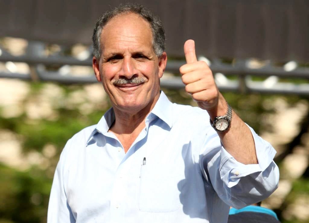 🇭🇳 Felicitaciones al presidente electo de Honduras, Nasry Asfura <a href="/titoasfura/">Papi a la Orden</a>.

El pueblo hondureño derrotó la candidatura de izquierda, apoyada por Zelaya, y dijo no al socialismo, siguiendo la tendencia hacia la derecha en América Latina.