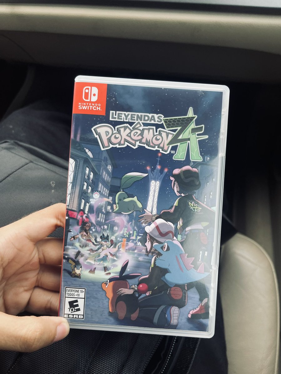 MyphoVT's tweet image. El Legends Z-A para Navidad &amp;gt;:D 
(No tenían Fitness Boxing 3 [Si, estaba dispuesto a comprar Fitness Boxing 3 para Navidad])