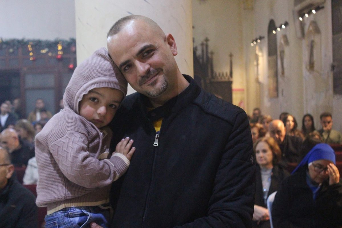 chunguskitten's tweet image. Christmas Eve in Gaza
Holy Family Church
December 24, 2025