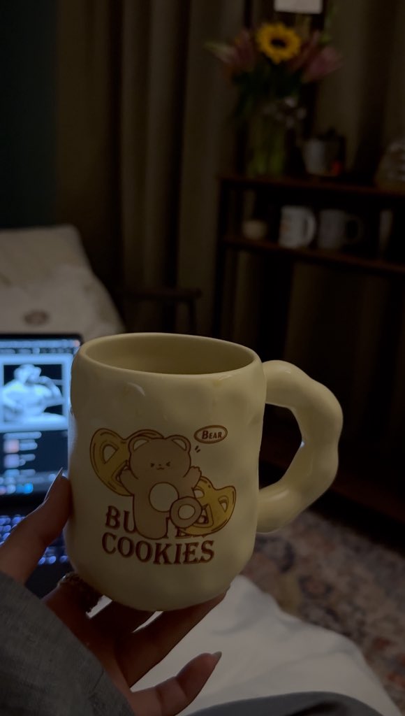 lrrix_'s tweet image. 🌃🌼✨❣️🌷