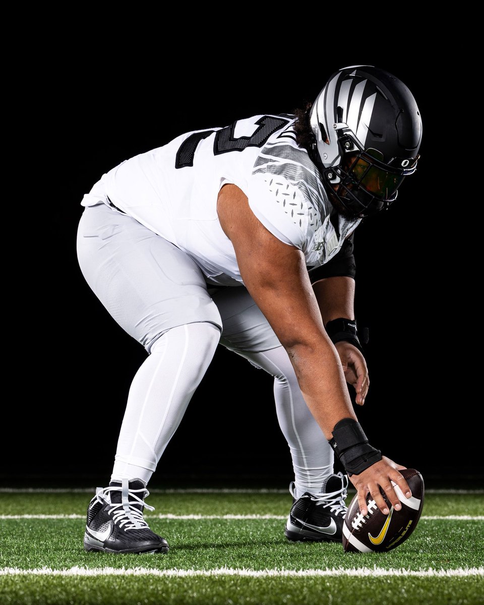 Oregon Football tweet media