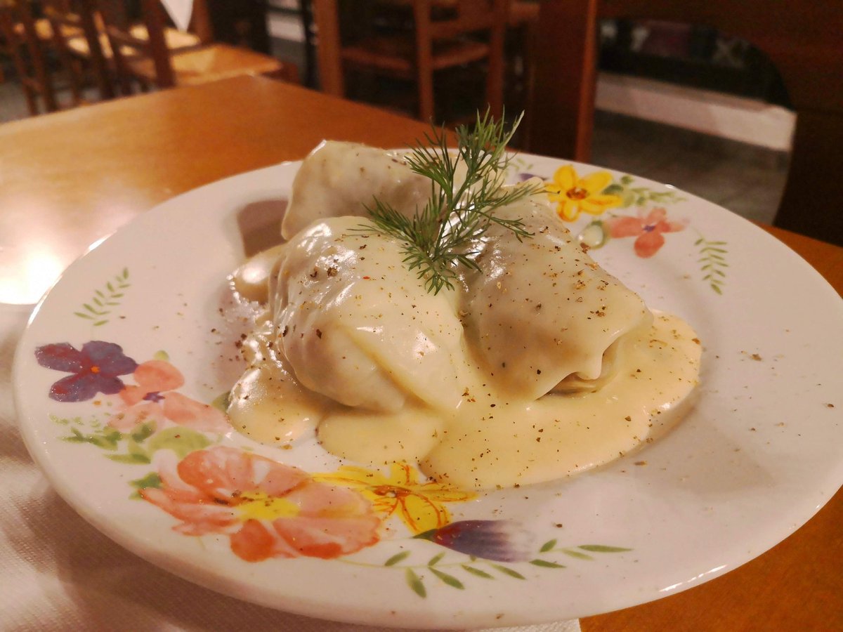 Ρε χρονιάρα μέρα μην μαλώνετε για πολιτικά , έπρεπε να μιλάμε μόνο για φαγητά και αγάπη ολούθε