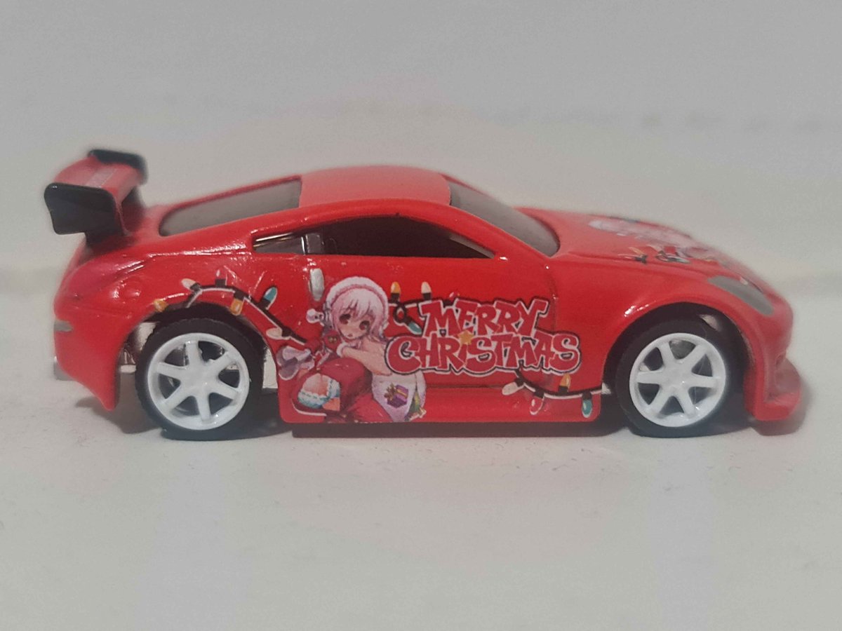 Aoiscustoms's tweet photo. 1/64 custom Nissan 350Z

MERRY CHRISTMAS!!
#hotwheels #customdiecast #nissan #350z #nissan350z #diecastcustom https://t.co/kzN2wXeRJW