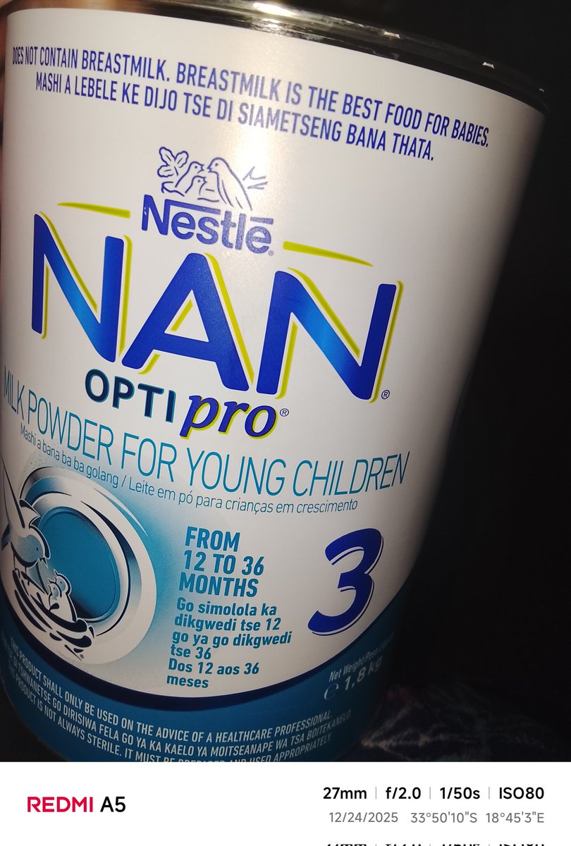 JuliaJules16's tweet photo. @Nestle 
@wendyknowler Dear Nestle I am waiting for my query regarding the half formula to be resolved.i bought another container of Formula today it's again not full .Please can you revert back to me .I opened this now .This is frustrating it doesn't even last a week https://t.co/cAuJPbHCzg