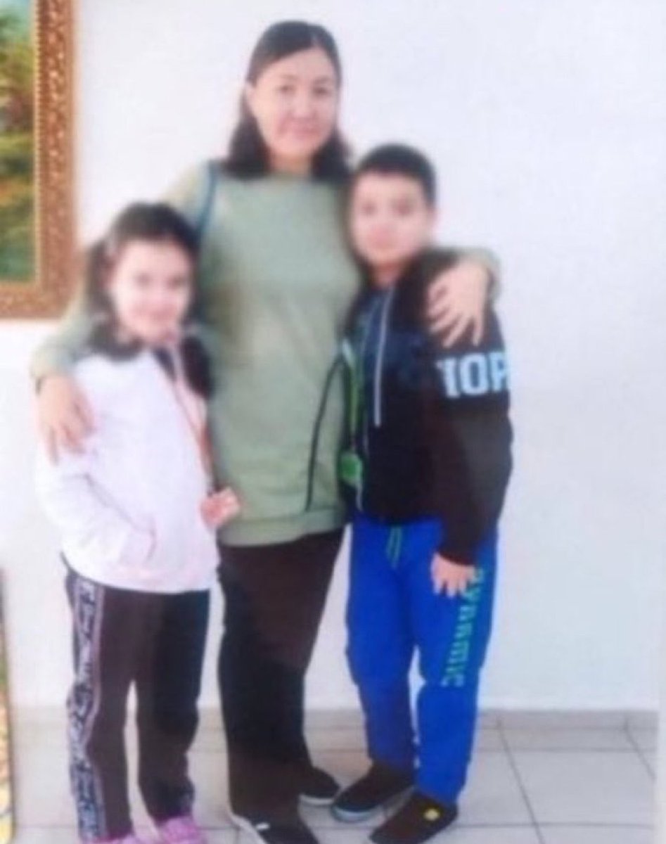 Skut36679377's tweet photo. Hidrosefali Hastası Sık Sık Denge Kaybı Yaşayan Yazgül Dural Tahliye Edilsin.
Babaları da hapiste tutulan Fatma ve Naci'nin anneleri Yazgül Dural, 2022'den beri cezaevinde. 
Beynindeki sıvı toplanması nedeniyle sık sık baş dönmesi, denge kaybı yaşıyor

AdaletsizGeçen BirYılDaha https://t.co/JGq9yFbp1y