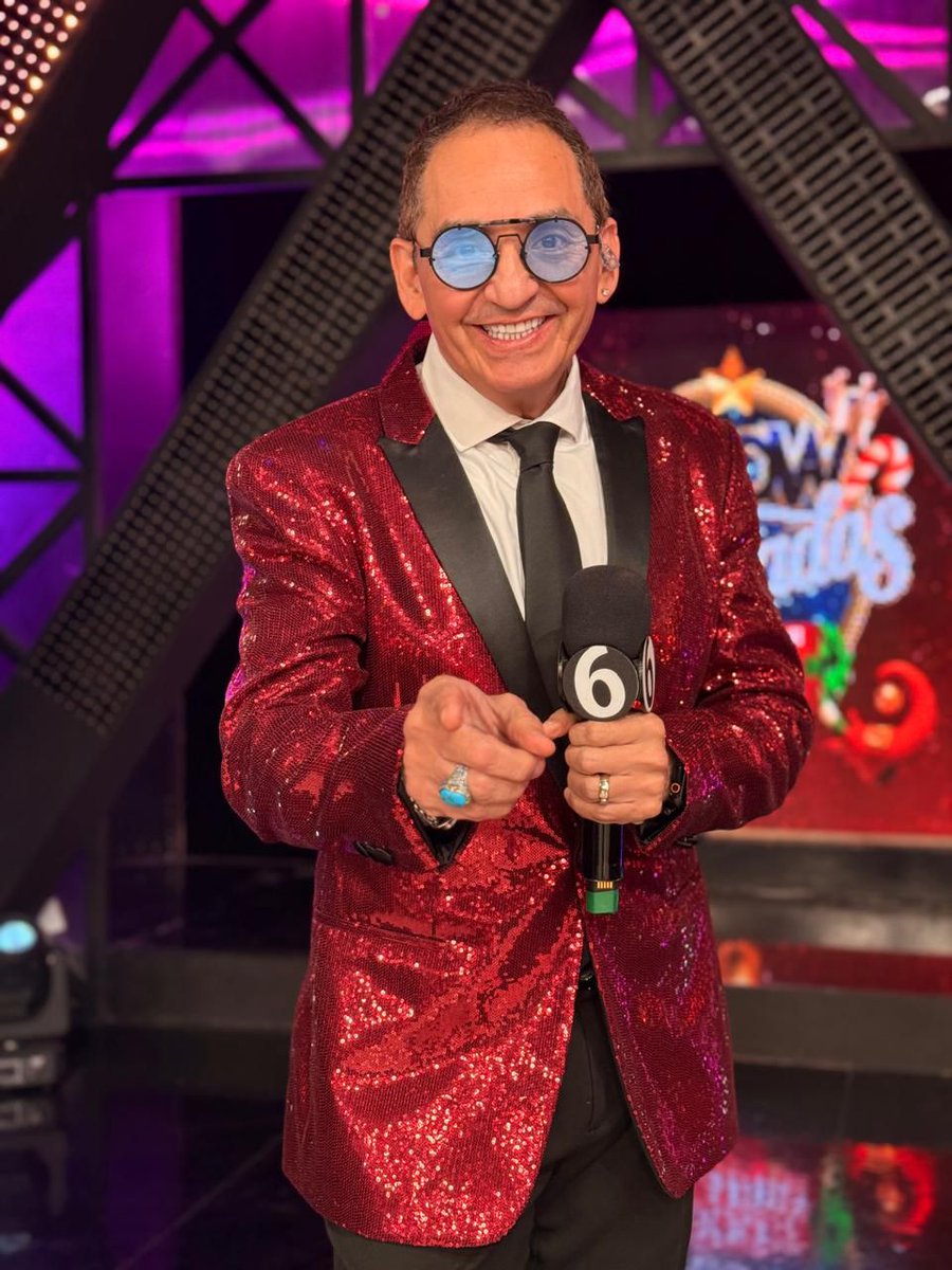 multimediostv's tweet photo. Bienvenidos a #EsShow #LasPosadas una noche llena de magia, alegría y llena de la navidad por #Canal6
➡ https://t.co/Ldy2UsFN24 https://t.co/g5r9XRweSI