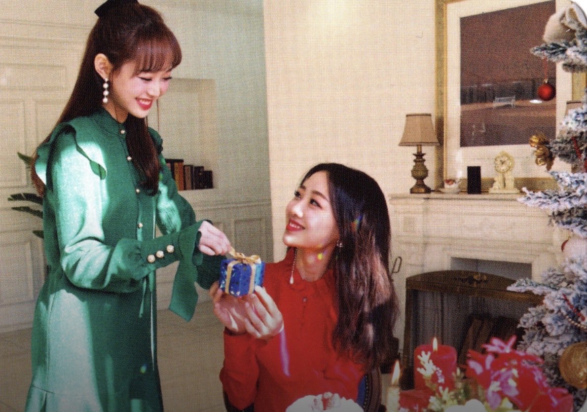 wishing you all a merry Chuumas Yves 🎁