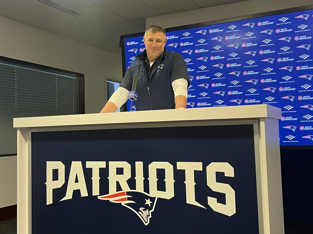 iambrianhines's tweet image. “Merry Christmas Eve”