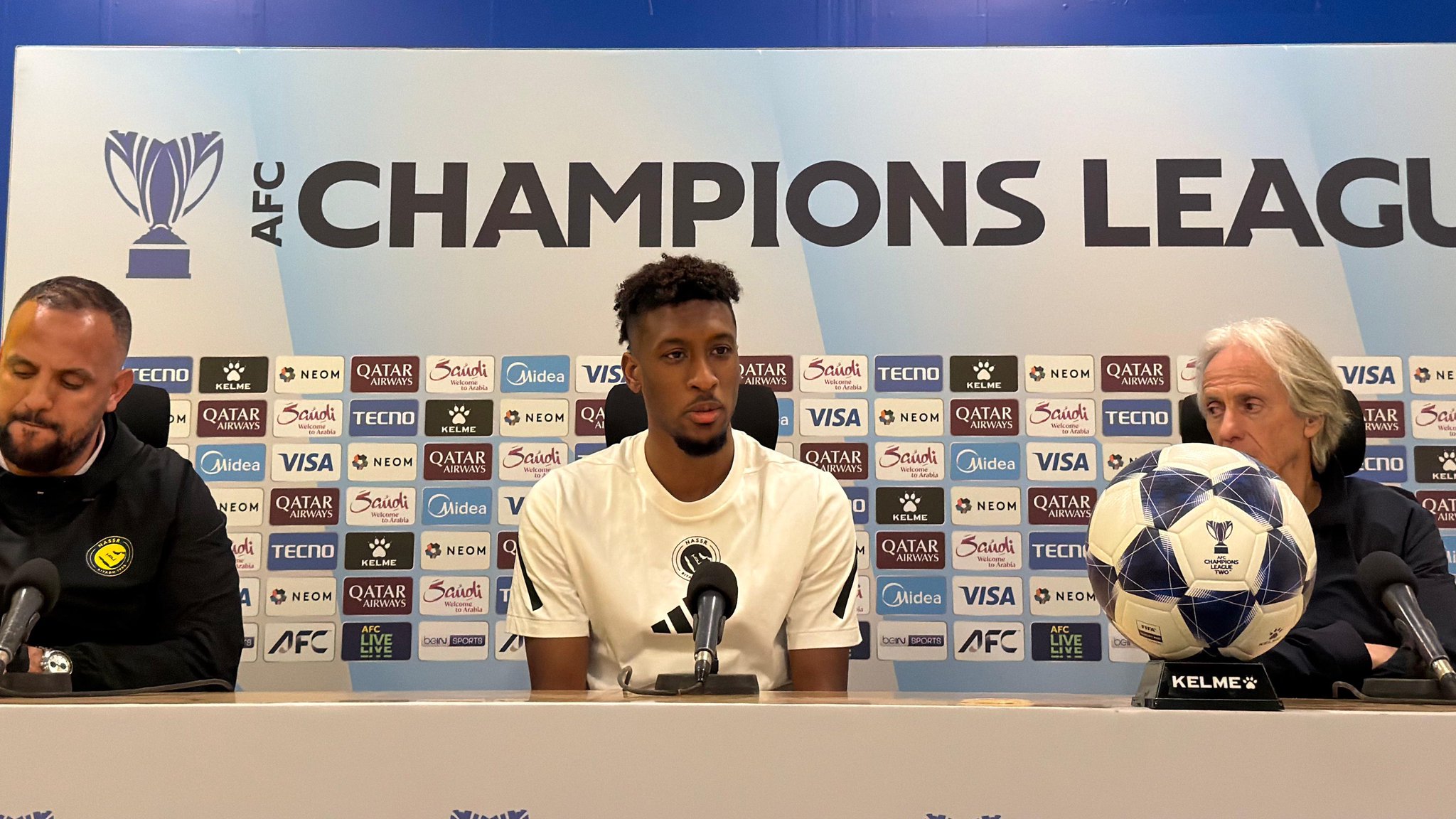 كينغسيلي كومان لاعب النصر في المؤتمر الصحافي: - أنا سعيد جداً بالفوز بالجائزة، وسعيد بالفوز وتسجيل أهداف ونركز الآن على المباراة القادمة بعد ثلاثة أيام. #النصر_الزوراء 