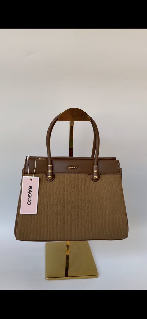 Khasrash__'s tweet photo. We sell quality bags you can trust👜
Clean style ✨

Price: 32000NG https://t.co/IKyYwDh9rK