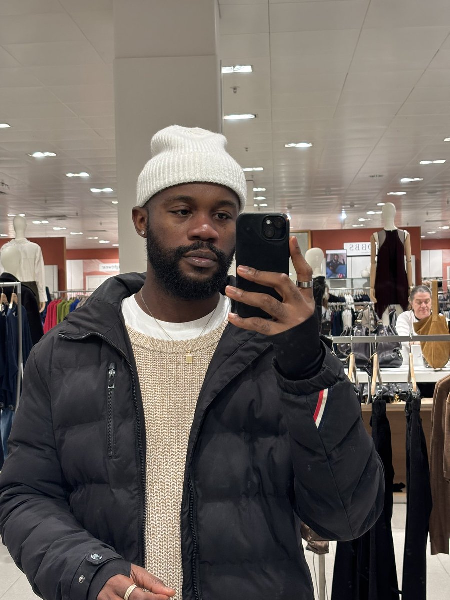 edinamdean's tweet image. Happy Christmas Eve!!