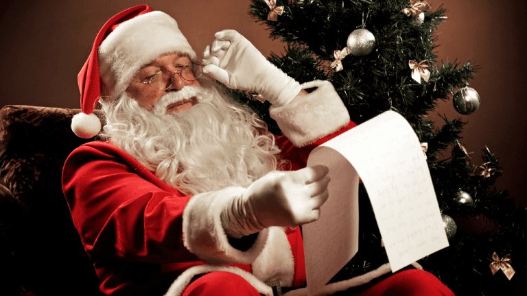 babysbreathbrie's tweet image. “who tf asked for visible chest bones?”