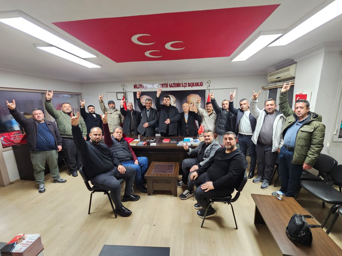 MHP Gaziemir İlçe Başkanlığı Olarak ; 
Meclis Üyelerimiz ; Sayın Selahattin Şahinve Sayın Mehmet Sait Sert le Beraber,,Yönetim Kurulu Toplantımızı Tamamladık. Çayımız Taze Buyrun Gelin İnşallah. 
Cennet Mekan Başbuğumuz Alparslan Türkeş'in İzinde , Liderimiz Genel Başkanımız