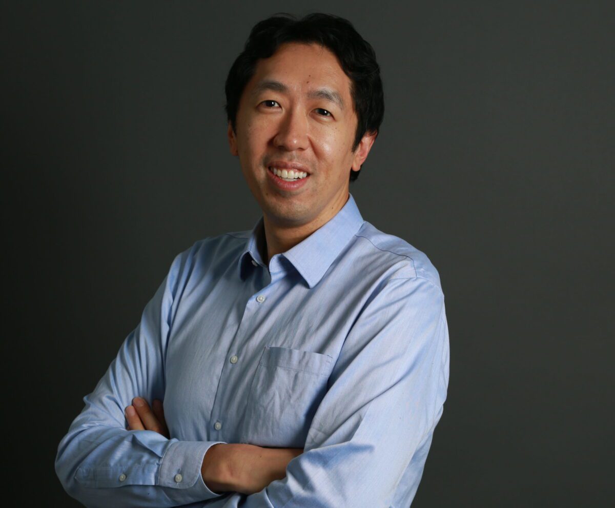 lochan_twt's tweet photo. The people who made AI accessible 🐐🐐

Andrew Ng -> Machine Learning 
Andrej Karpathy -> Deep Learning, NN, LLM's https://t.co/O62ZzLxSgi