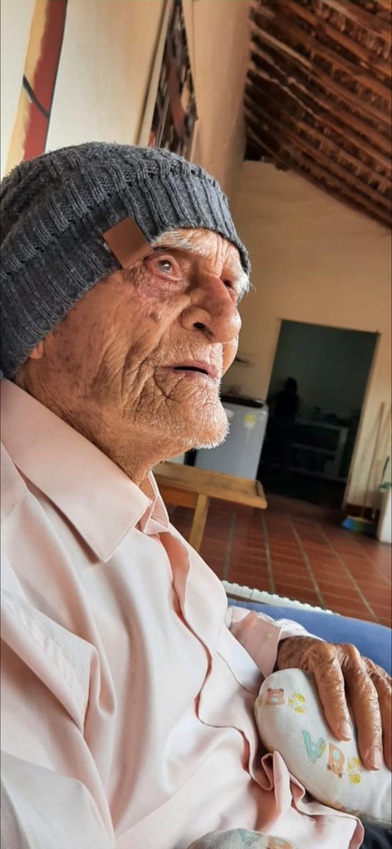 GeovannyT's tweet photo. #Pesar
115 años. Don Carlos Rincón descansa en paz. Condolencias a sus once hijos y a su legado en Ocaña y la región... https://t.co/rmkoa40ezL