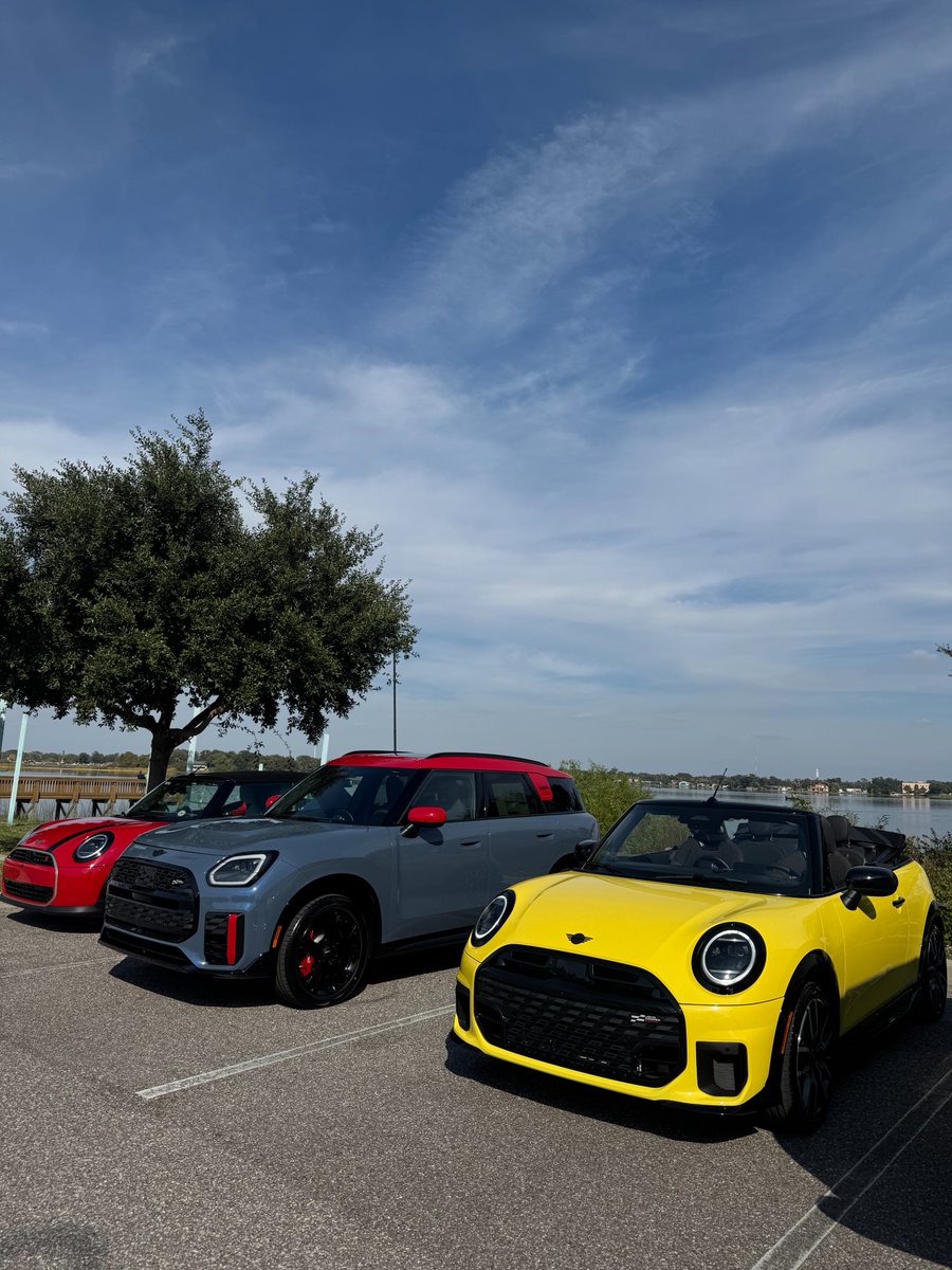 OrlandoMINI's tweet image. Mission accomplished. ✅ The #MINIClub of #TheVillages brought the heat to the #Lakeside Meetup. Great food, better views, and the best motoring community in #Florida. Thanks to everyone who rolled out to #Orlando #MINI. Until the next one! 🏁 #MotorOn #MINICooper #CarMeet