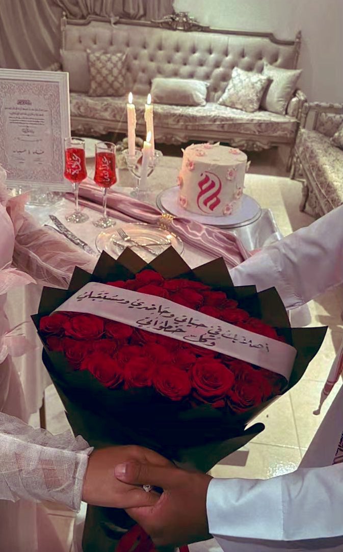 Gam12369's tweet photo. بفضل الله اكتملت اللحظه واطمأن القلب الحمدلله🩷💍.
15-11-2025. https://t.co/3cafLb1asv