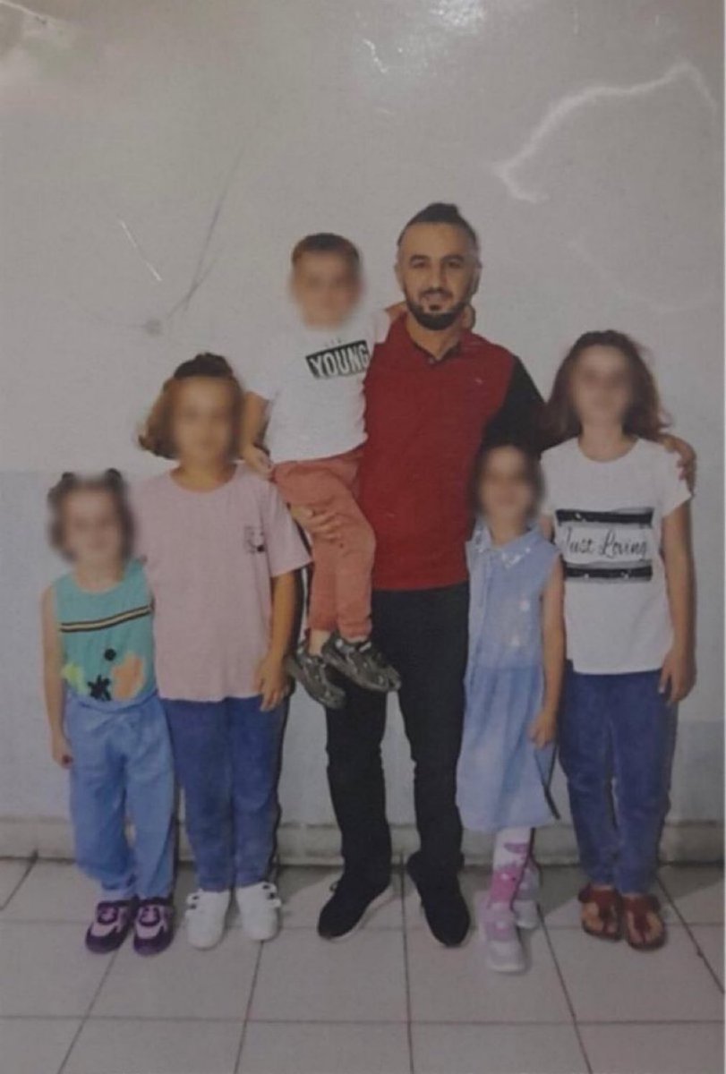 Avrupa İnsan Hakları Mahkemesi masumiyetlerini tekrar tekrar ispatlıyor ama tahliyeler gerçekleşmiyor. 

2019 yılından bu yana Muş Cezaevi’nde tutuklu bulunan Mehmet Can Kandemir’in eşi:
“Eşim beş buçuk yıldır tutuklu. Ve ben 5 küçük çocukla mağdurum. Eşim suçsuz günahsız