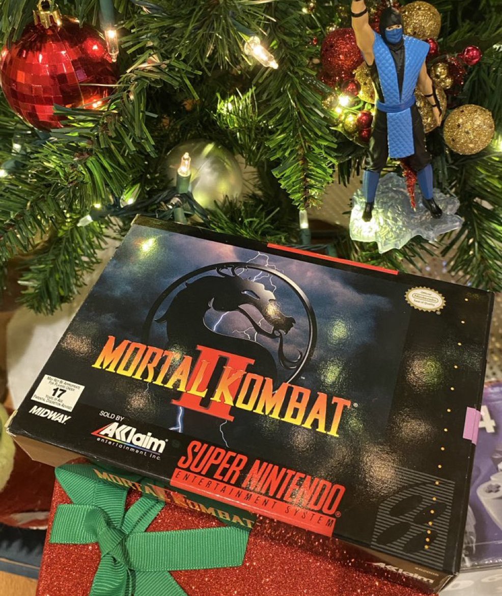 A lot of Fatalities were happening Xmas day 1994! 🐉🎄#MortalKombat
