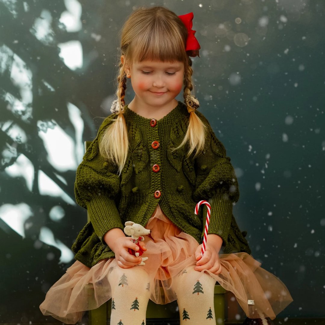 Slow days like this give me a sweet sense of harmony that I love so much.

How about you?
How is Christmas Eve feeling where you are?