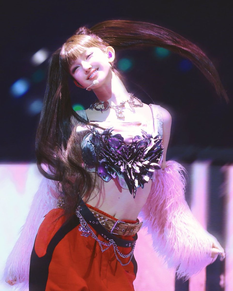 coolwithanni_'s tweet image. No one dolls the way she does