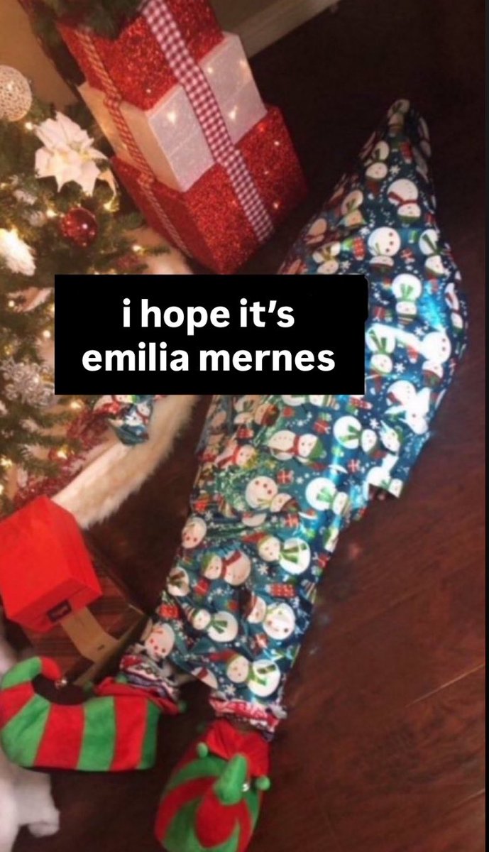 mora ✭ (@alwaysmerness) on Twitter photo 