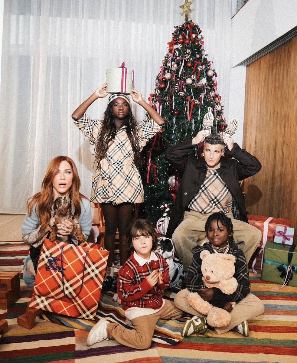 brunogagliasso's tweet image. Feliz Natal! ♥️