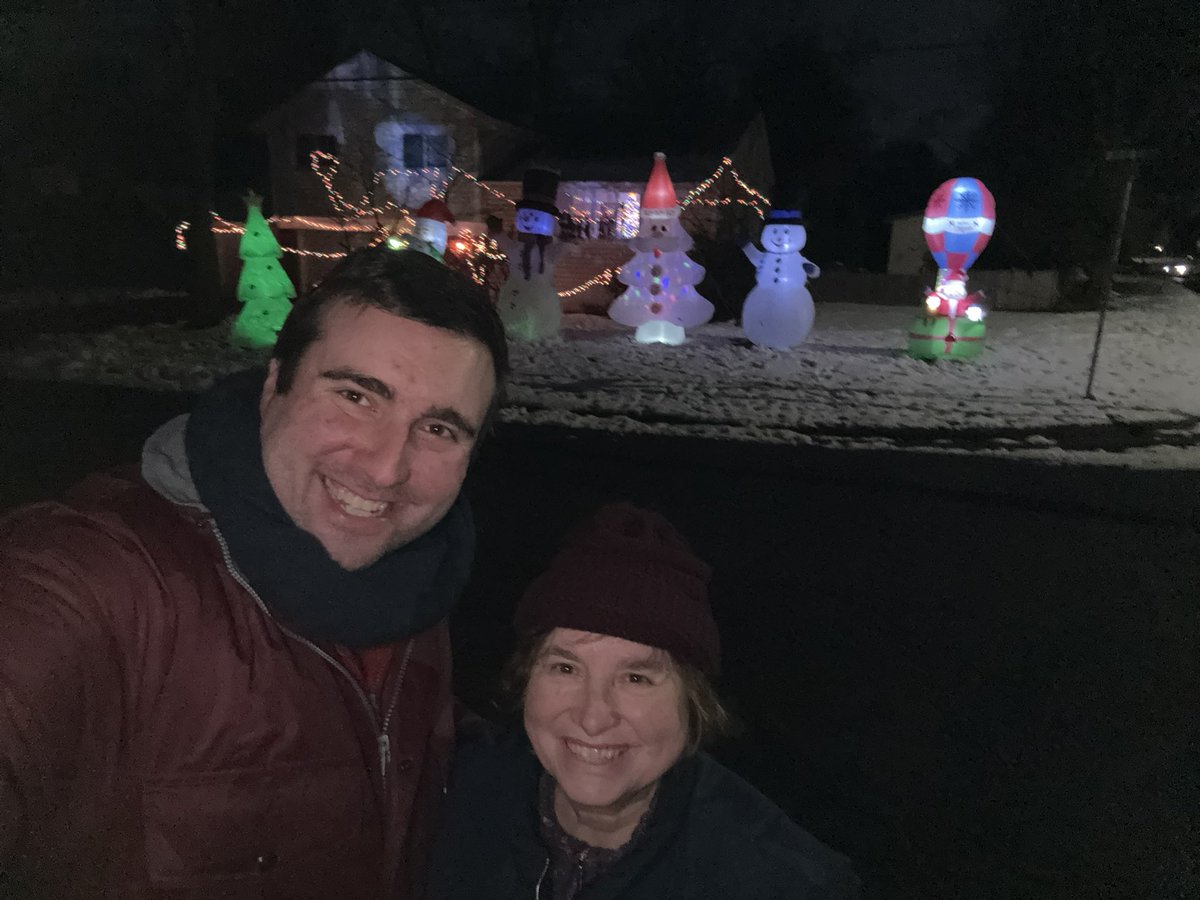 Adam Kiss tweet media