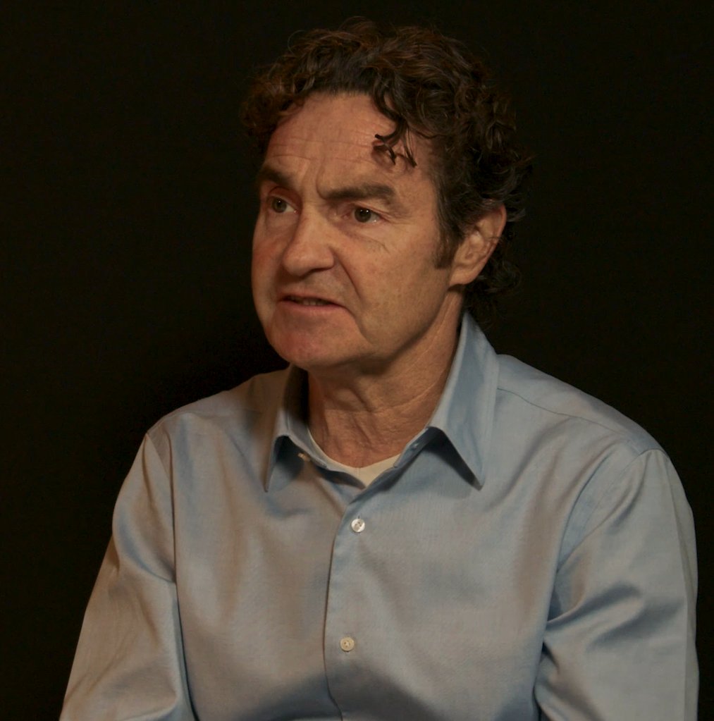 Cerramos el año y no podemos estar más agradecidos. Hemos tenido invitados y conversaciones inspiradoras. El feedback recibido ha sido fantástico y nos confirma que este proyecto tiene sentido y conecta de verdad con quienes nos escuchan.